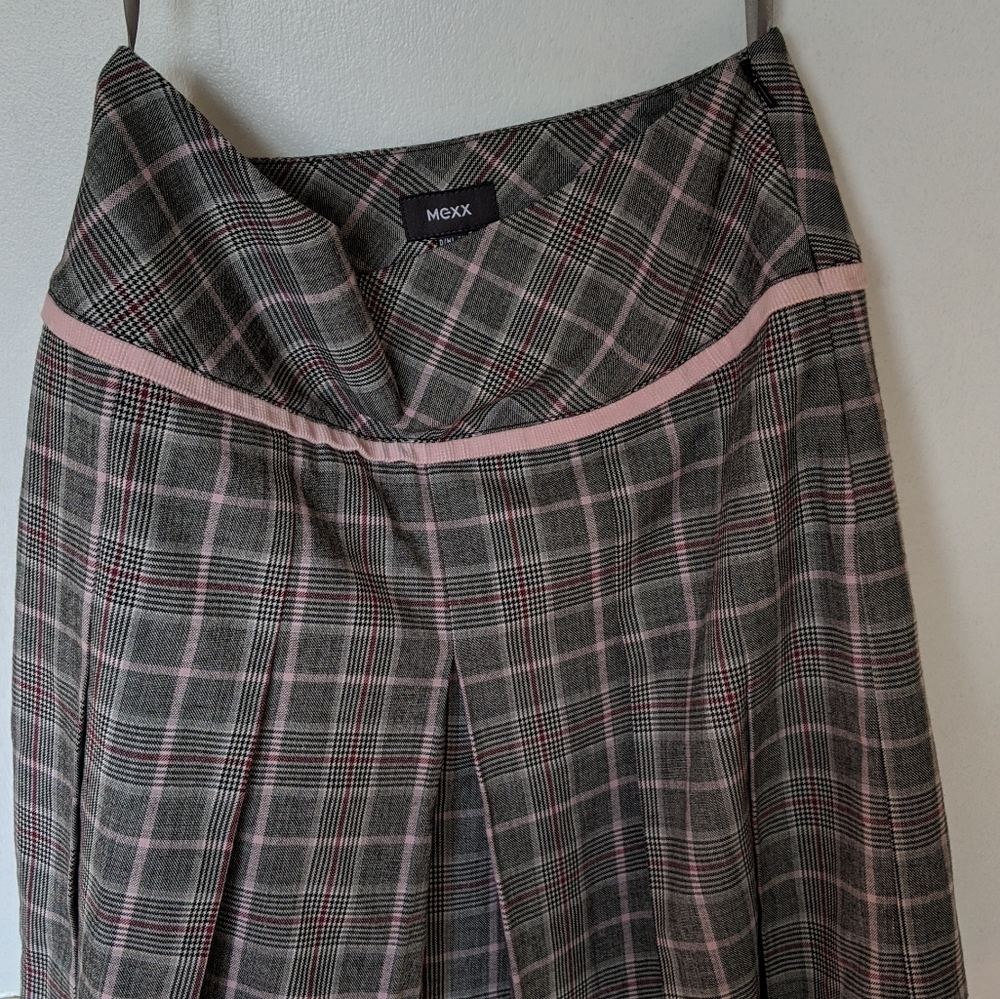 Skirt - Picture 4 of 4